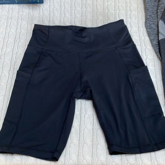yoga wear bundle-2 ankle pants/1 shorts sz M - Picture 3 of 12